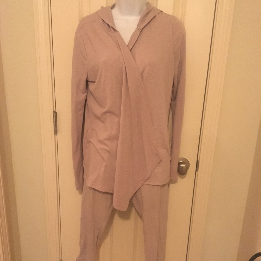 EUC VS SZ M Pale Pink Cotton Cardigan Carpi Set